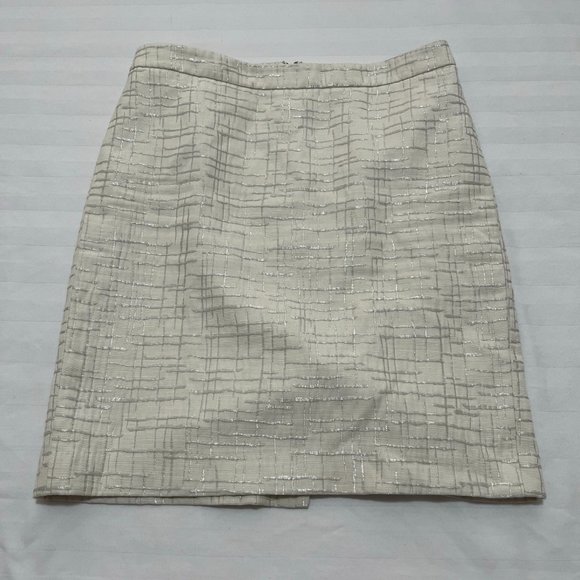 LOFT - Mini Skirt Metallic highlights Size 4 - Picture 2 of 9